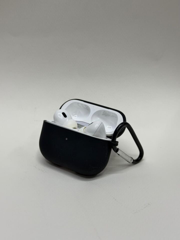 AirPods Pro 2 Uyumlu Premium Silikon Kılıf - Darbe Emici Koruyucu