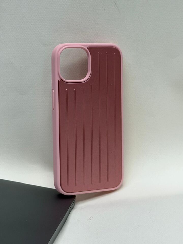 iPhone 13 Uyumlu Valiz Desenli Premium Arka Kapak – Rimowa Tasarım