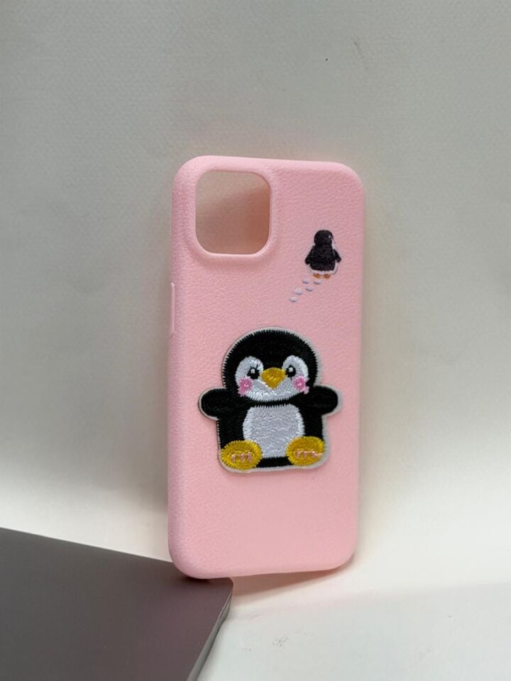 iPhone 13 / 14 CandyCase Canlı Renk Seçenekleriyle! pembe penguen