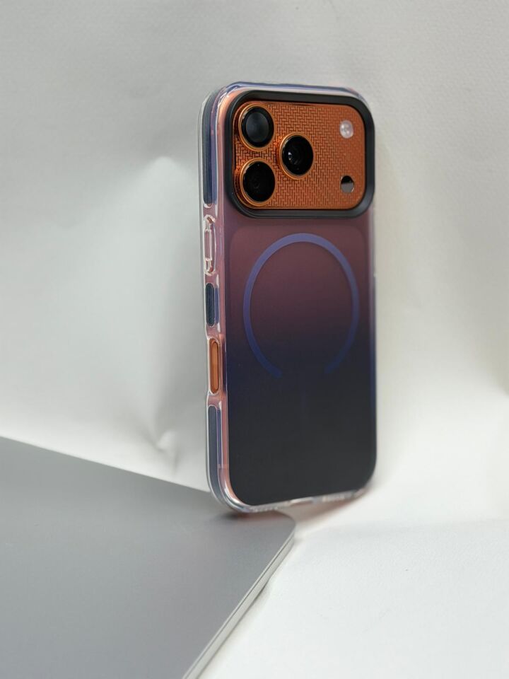 iPhone 17 Pro Uyumlu Rainbow MagSafe Kılıf - Gökkuşağı Renk Geçişli Sararmaz Kapak