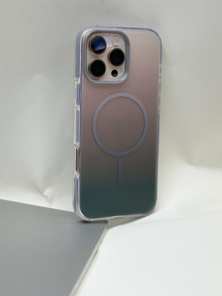 iPhone 16 Pro Max’inizin Gücünü Gökkuşağının Şıklığıyla Tamamlayın!