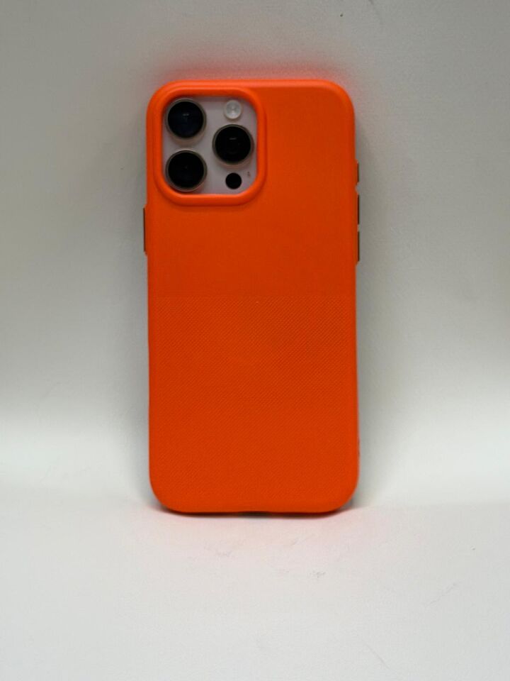iPhone 16 Pro Max İçin Beats MagSafe Kılıf – Kamera Kontrolü ile Kusursuz Uyum