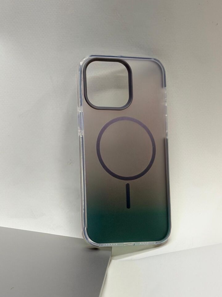 iPhone 15 Pro Max Uyumlu Rainbow Renkli MagSafe Siyah/Şeffaf Kılıf - Göz Alıcı Koruma