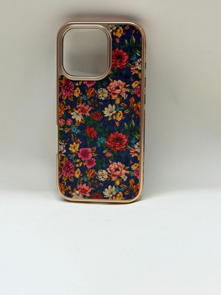 iPhone 16 Pro Tuval Kılıf - Egzotik Lotus Desenli Sanatsal Koruyucu