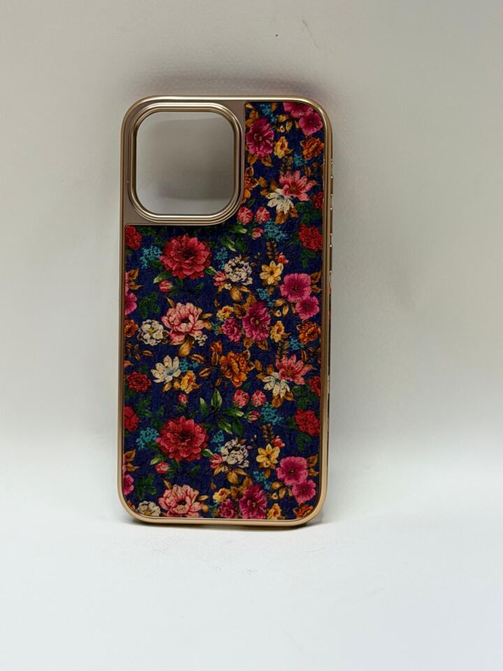 iPhone 15 Pro Max Tuval Kılıf - Egzotik Lotus Desenli Sanatsal Koruyucu
