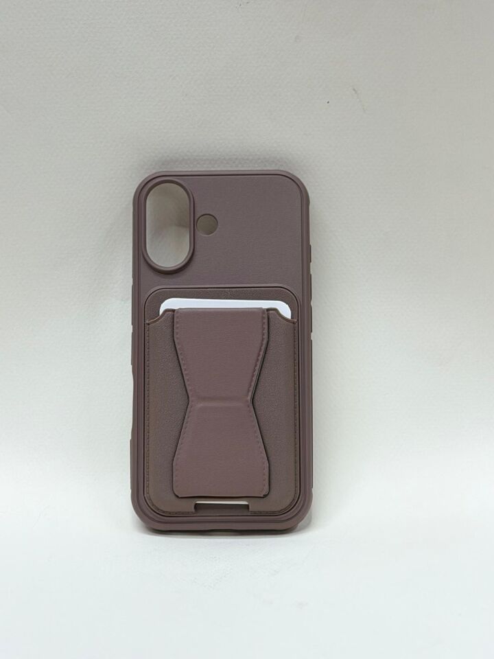 iPhone 16 Uyumlu Deri Görünümlü Standlı ve Kartlıklı Darbe Emici Kılıf Kahverengi